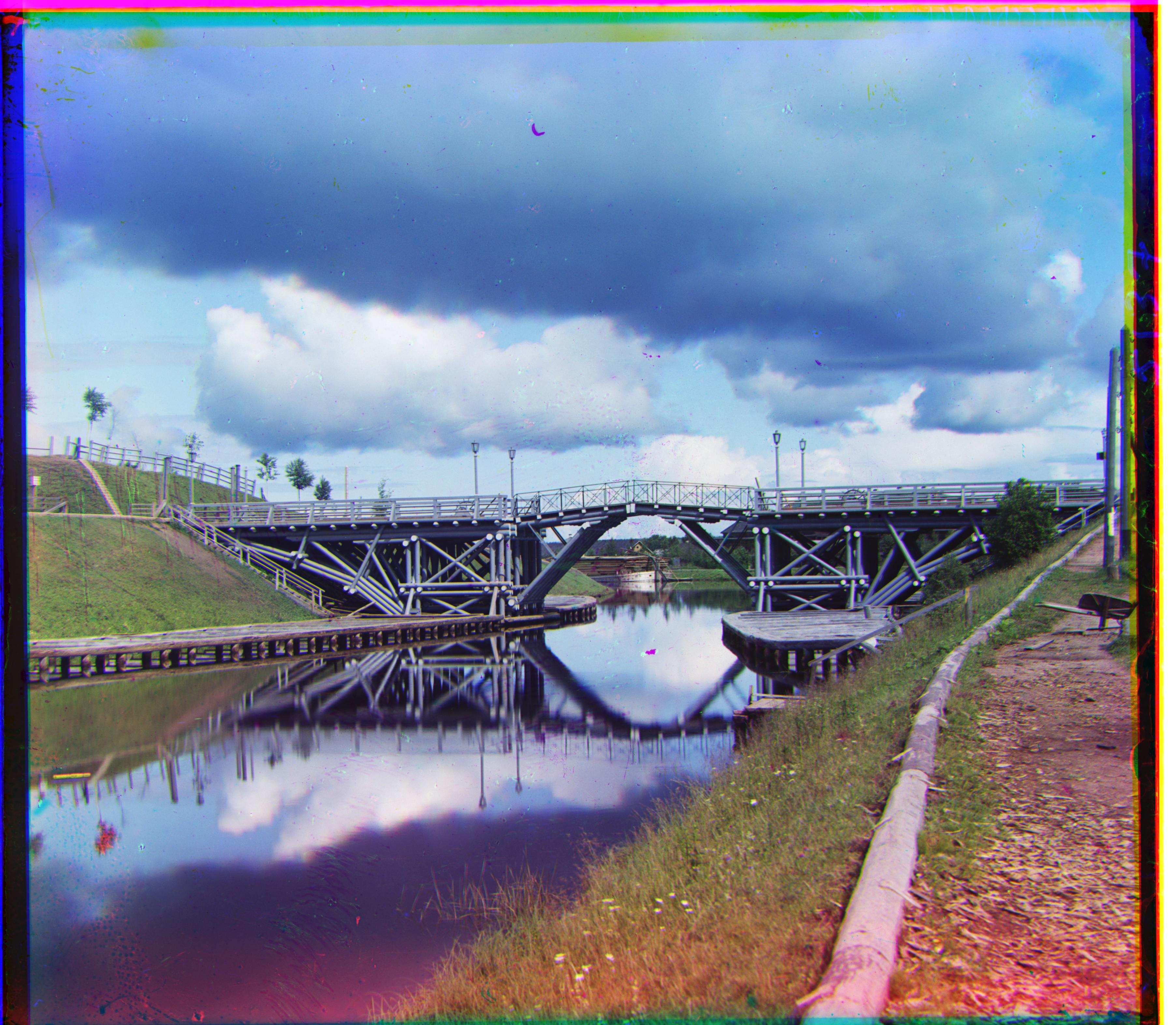 bridge_water.tif
